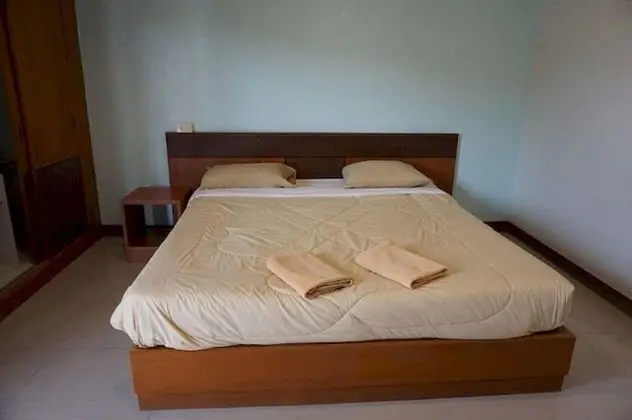 Standard Double Bed