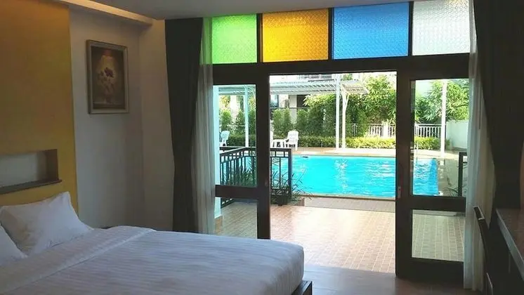 Deluxe Double Room with Pool View