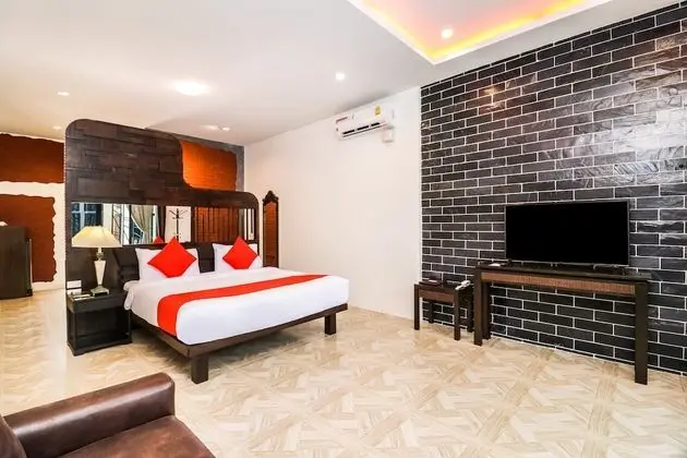 Deluxe Tek Büyük Yataklı Oda