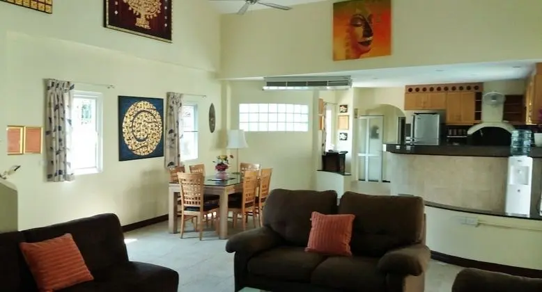 4 Bedrooms, 4 Bathrooms Pool Villa