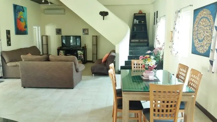4 Bedrooms, 4 Bathrooms Pool Villa