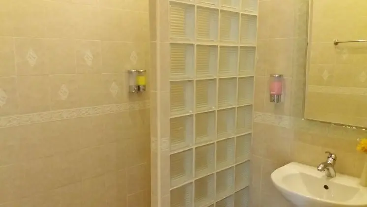 4 Bedrooms, 4 Bathrooms Pool Villa