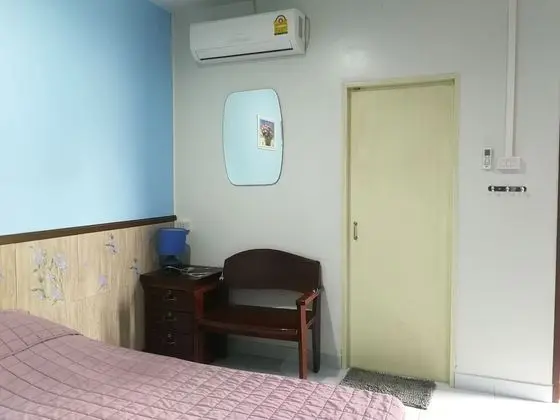 Standard Tek Büyük Yataklı Oda