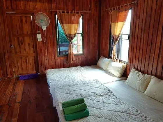 Family Bungalow for 10