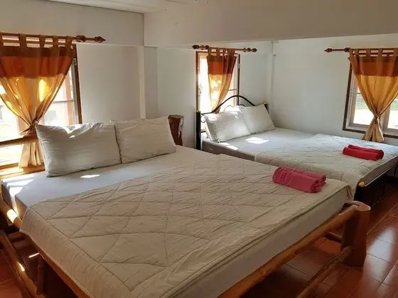 Family Bungalow for 8