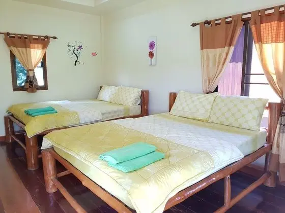 Family Bungalow for 8