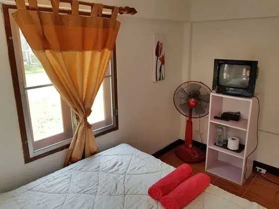Family Bungalow for 8