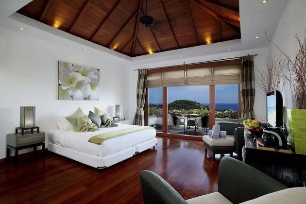 6 Bedroom Private Pool Villa