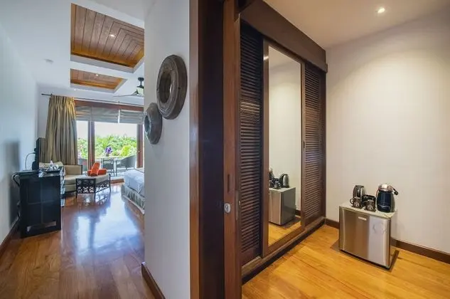 6 Bedroom Private Pool Villa