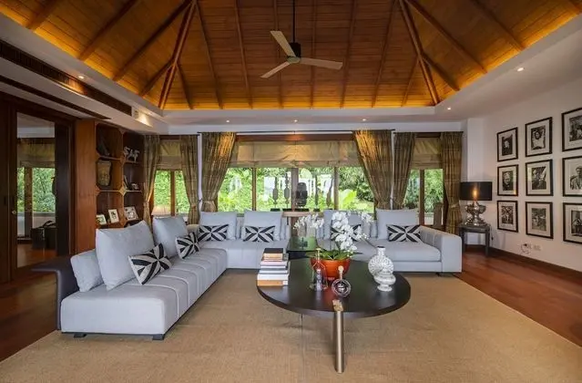 6 Bedroom Private Pool Villa