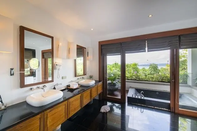 6 Bedroom Private Pool Villa