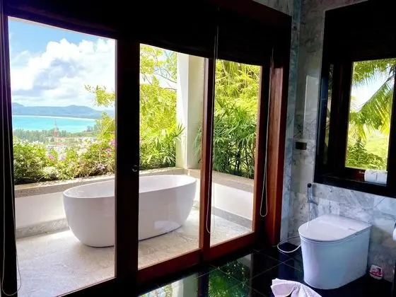 8 Bedroom Private Pool
