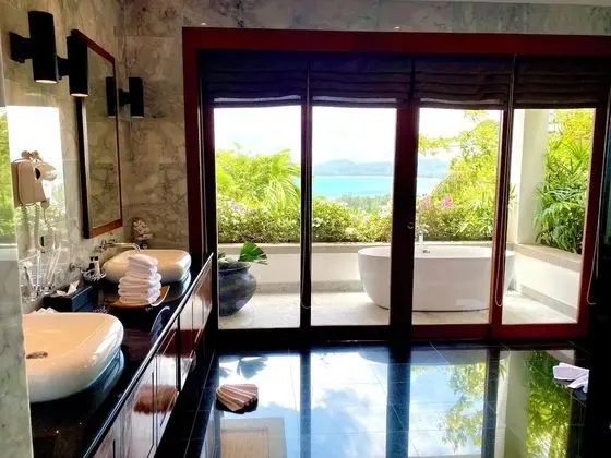 8 Bedroom Private Pool