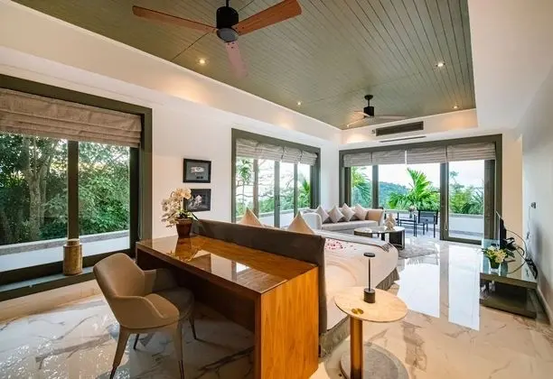 8 Bedroom Private Pool