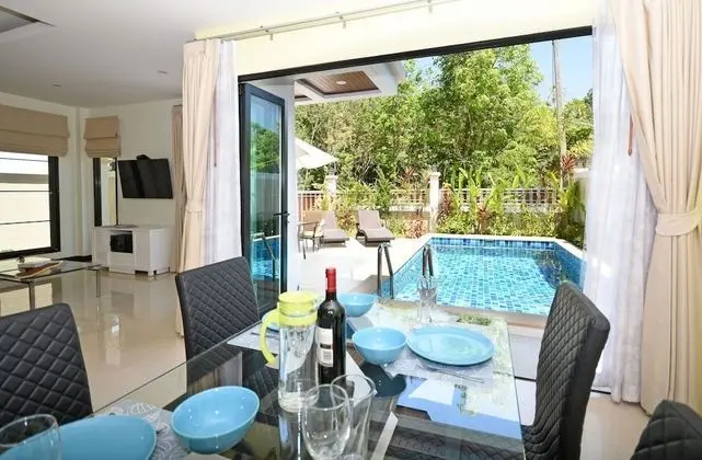 Villa, 2 Yatak Odası, Sigara İçilmez, Havuz Manzaralı