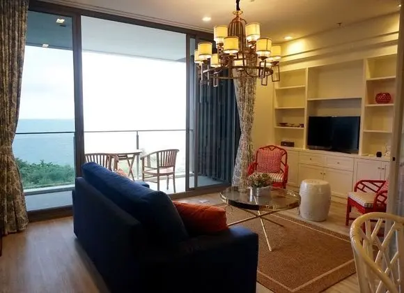 2 Bedroom Apartment with Sea View
