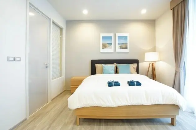 1 Bedroom Apartment