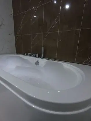 Deluxe Tek Büyük veya İki Ayrı Yataklı Oda