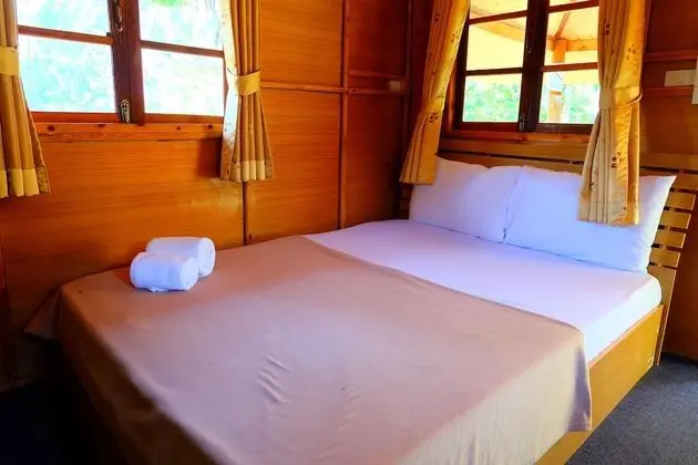 10 Bedrooms Bungalow