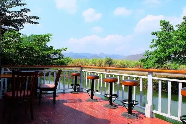 10 Bedrooms Bungalow
