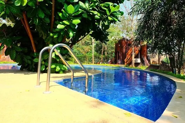 10 Bedrooms Bungalow