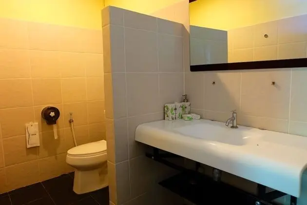 10 Bedrooms Bungalow