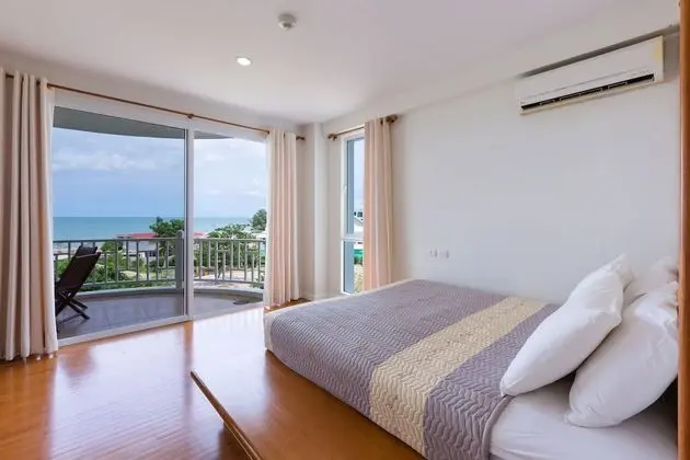 2 Bedroom Apartment with Sea View (No WiFi in room)