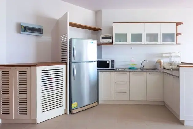 2 Bedroom Apartment with Sea View (No WiFi in room)