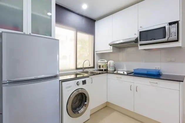 3 Bedroom Apartment next to Swimming Pool (Free WIFI in room)