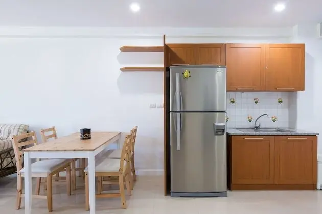 3 Bedroom Apartment next to Swimming Pool (Free WIFI in room)