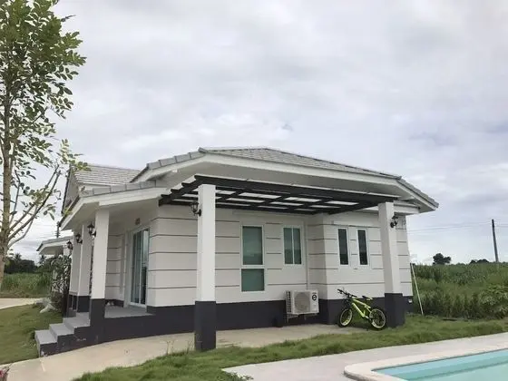 3-Bedrooms Villa