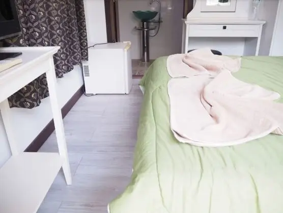 5-Bedroom House