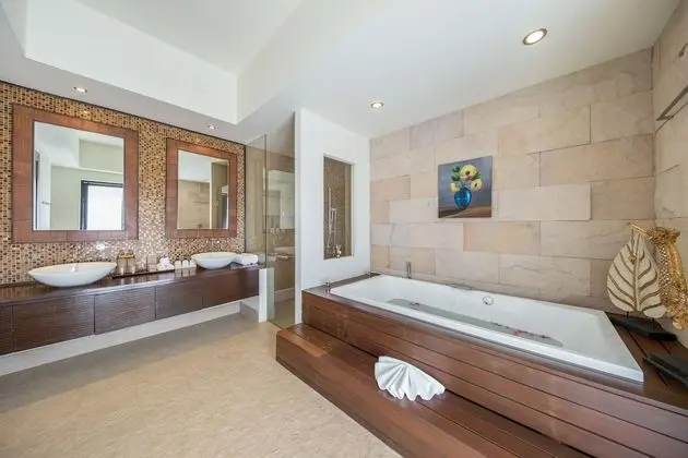 Luxury Villa