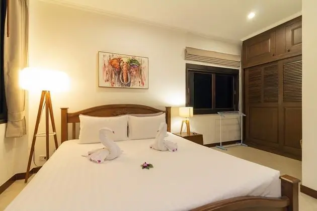 2-Bedroom Villa with Sea View