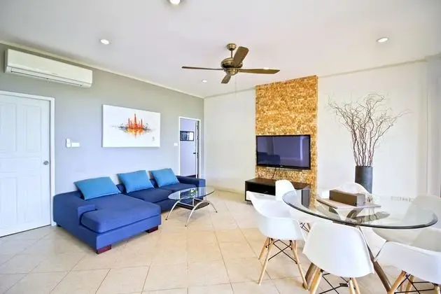4-Bedroom Villa with Sea View