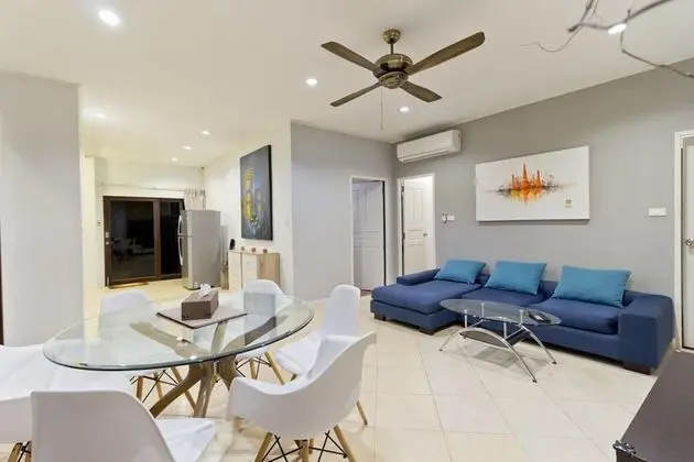 4-Bedroom Villa with Sea View