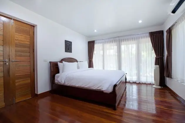 4 Bedrooms Private Pool Villa