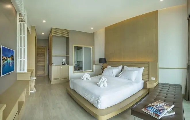 Deluxe Seaview