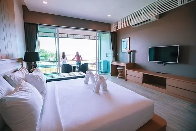 Deluxe Seaview