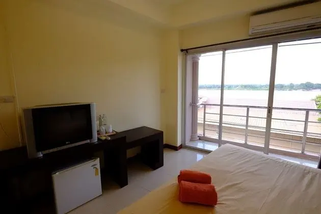 Standard Room with River View