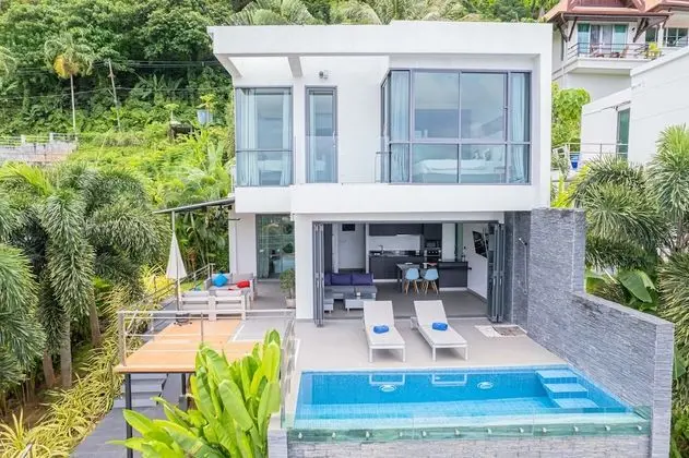 3 Bedrooms Villa 12/19