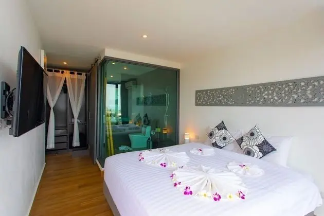 3 Bedrooms Villa 12/19