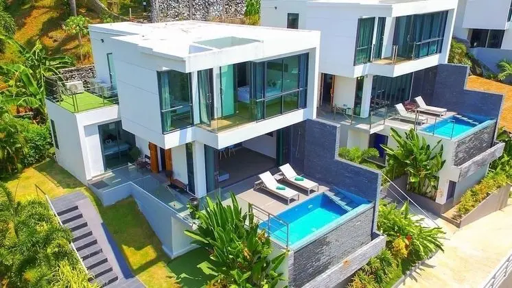 3 Bedrooms Villa 12/19