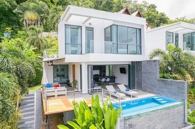 3 Bedrooms Villa 12/19