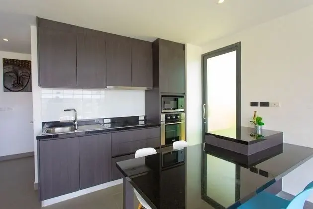 3 Bedrooms Villa 12/19