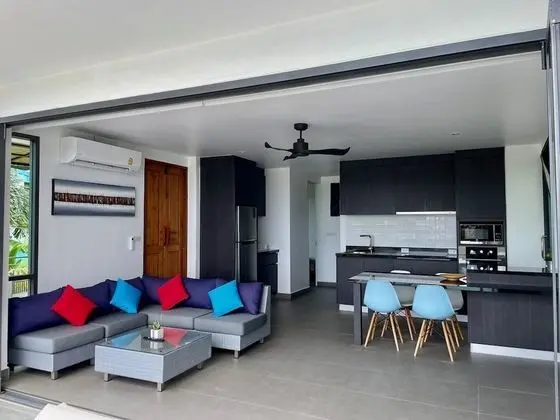 3 Bedrooms Villa 12/19