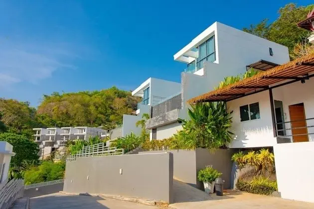 3 Bedrooms Villa 12/19