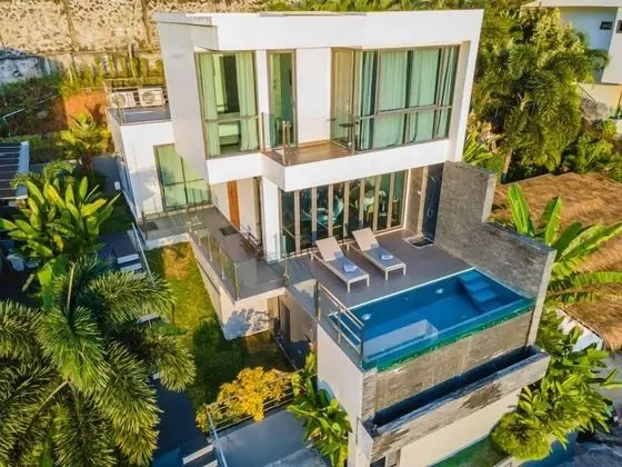 3 Bedrooms Villa 12/20