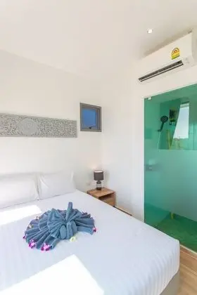 5 Bedrooms Villa 12/21