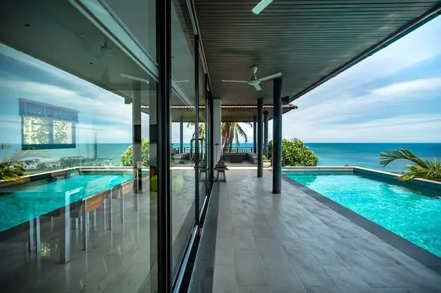 Three-Bedroom Villa with Private Pool and Thai-style Gazebo